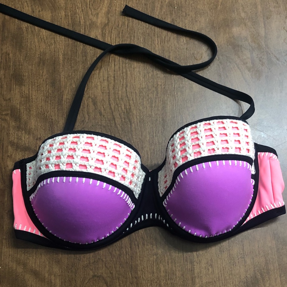 Victoria’s Secret Bikini Top